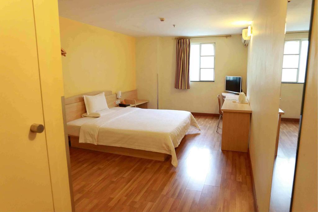 7Days Inn Guiyang Posts And Telecommunications Building Номер фото