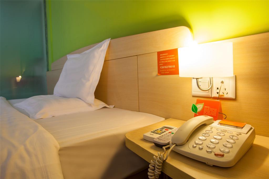 7Days Inn Guiyang Posts And Telecommunications Building Экстерьер фото